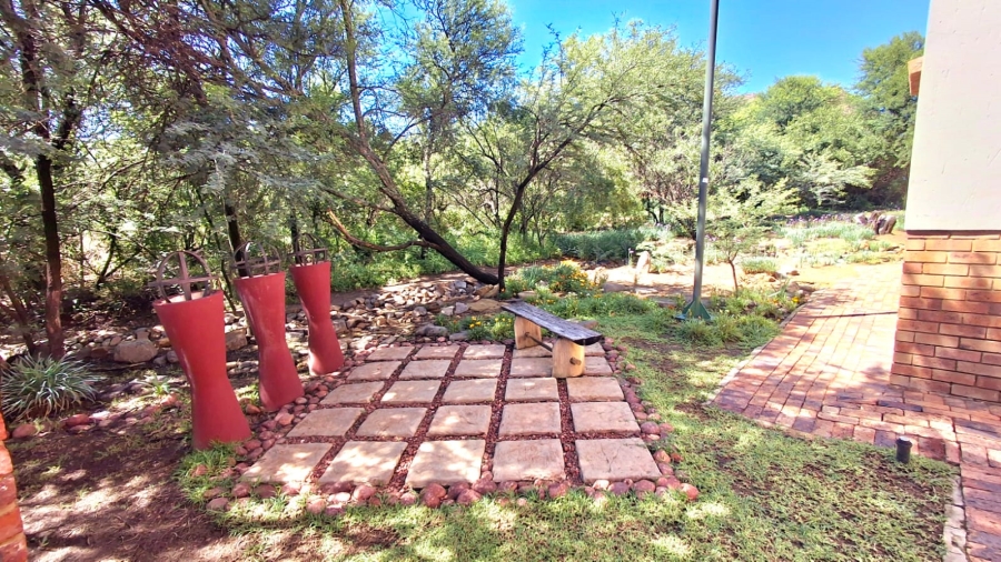 4 Bedroom Property for Sale in Boschenvaal River Front Lodges Free State